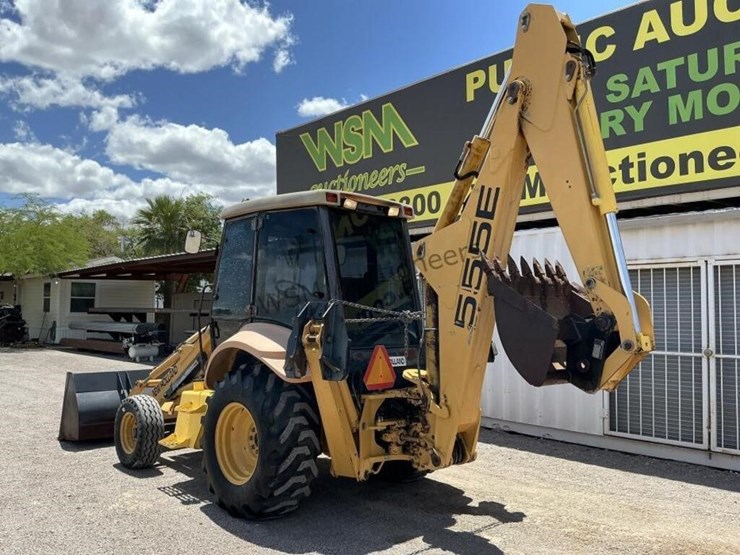 new-holland-555e-image-7