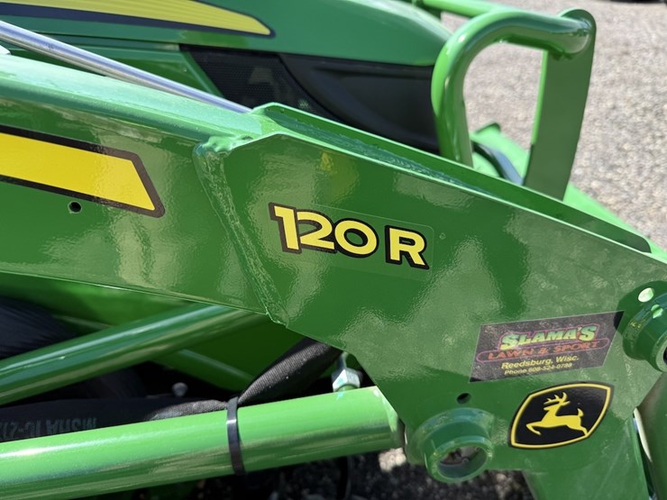 john-deere-1025r-image-8