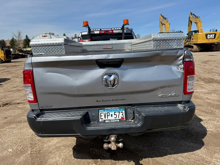 2021-dodge-2500-image-4