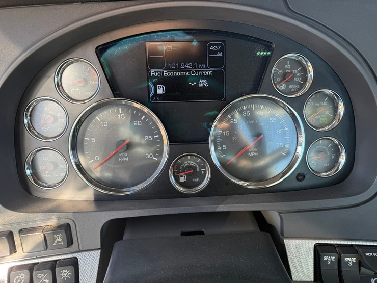 2021-kenworth-t880-image-85