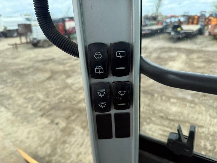 volvo-sd75b-image-58
