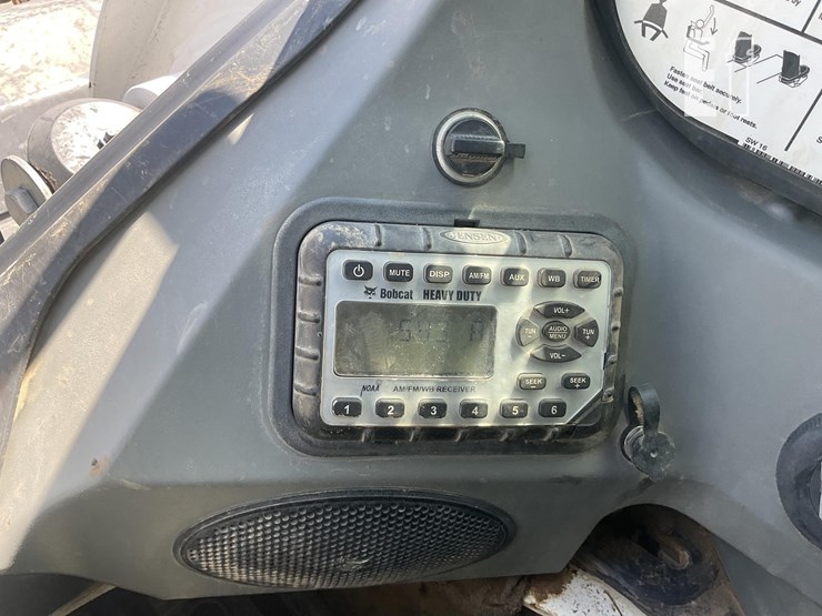 2018-bobcat-t770-image-15