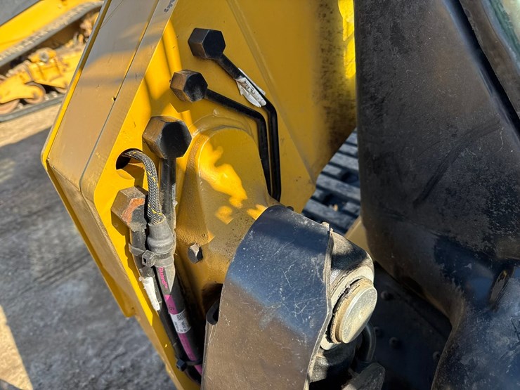 caterpillar-255-image-15