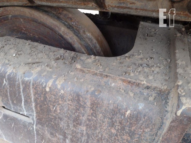 2006-deere-270d-lc-image-31