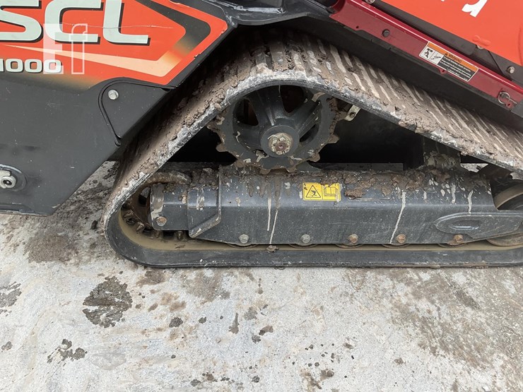 2022-kubota-scl1000-image-10