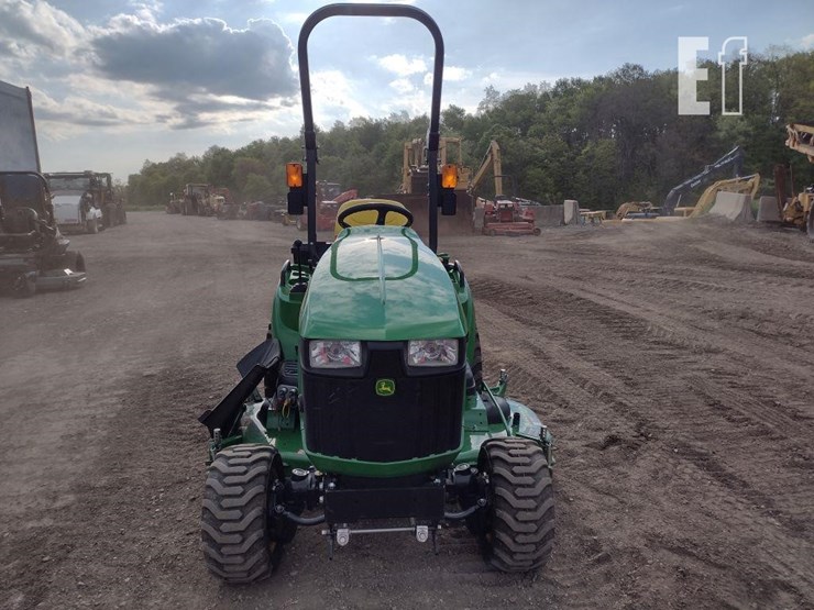 john-deere-1023e-image-2