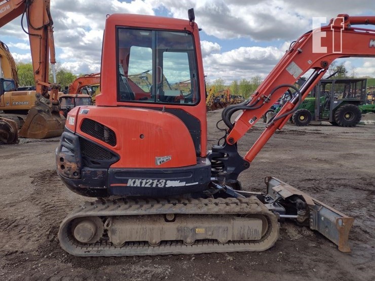 2012-kubota-kx121-3-image-31