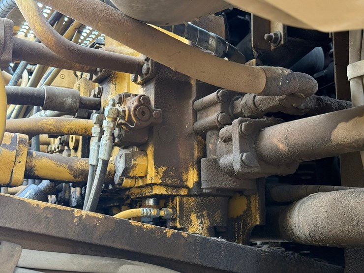 caterpillar-345bl-image-79