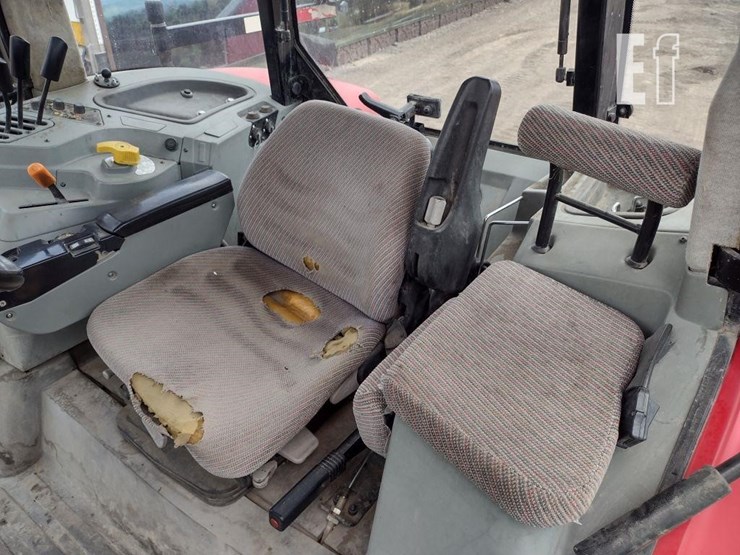massey-ferguson-8270-image-12