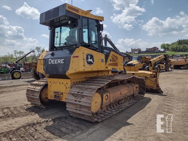 2021-deere-750l-lgp-image-44