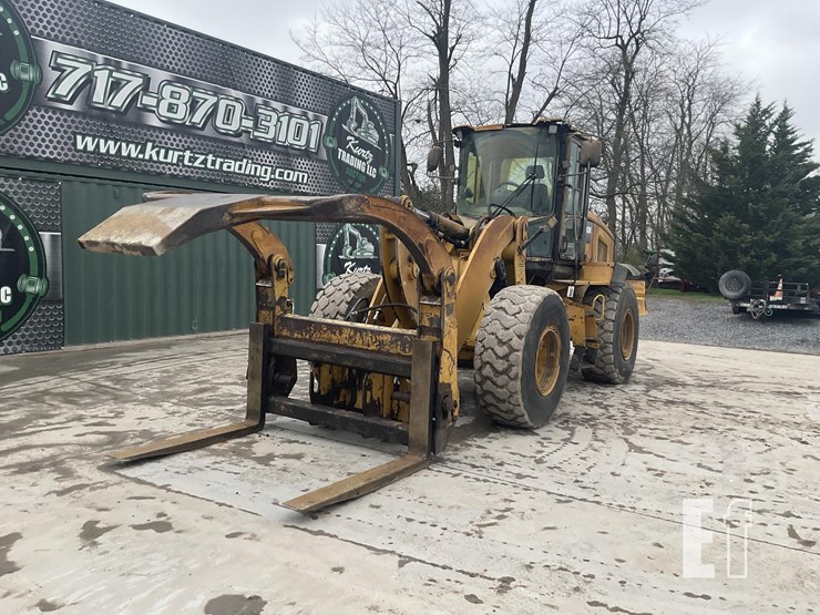 2015-caterpillar-938k-image-8
