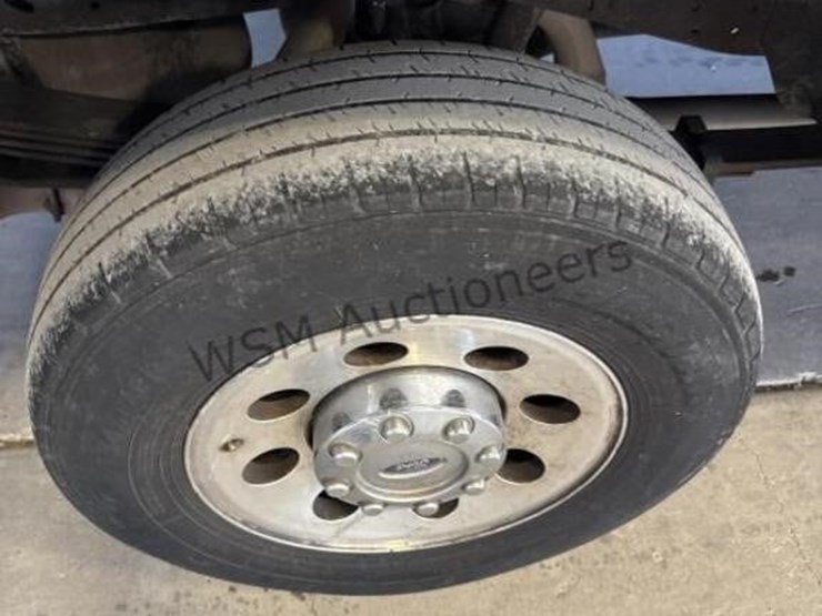 2005-ford-f250-image-13