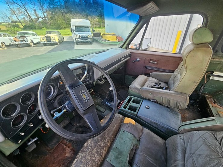 #62-•-1986-gmc-high-sierra-4x4-blazer-image-31
