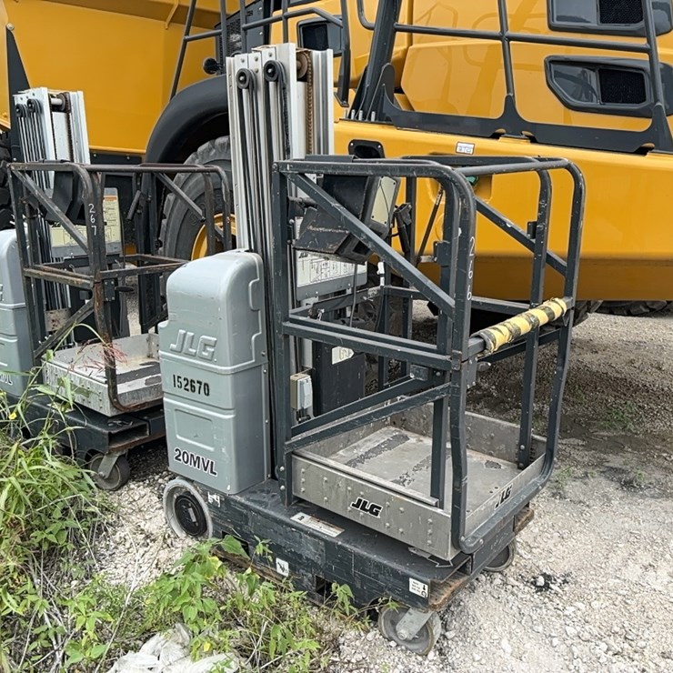 JLG 20MVL