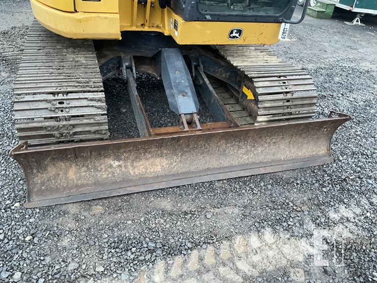 2019-deere-75g-image-12
