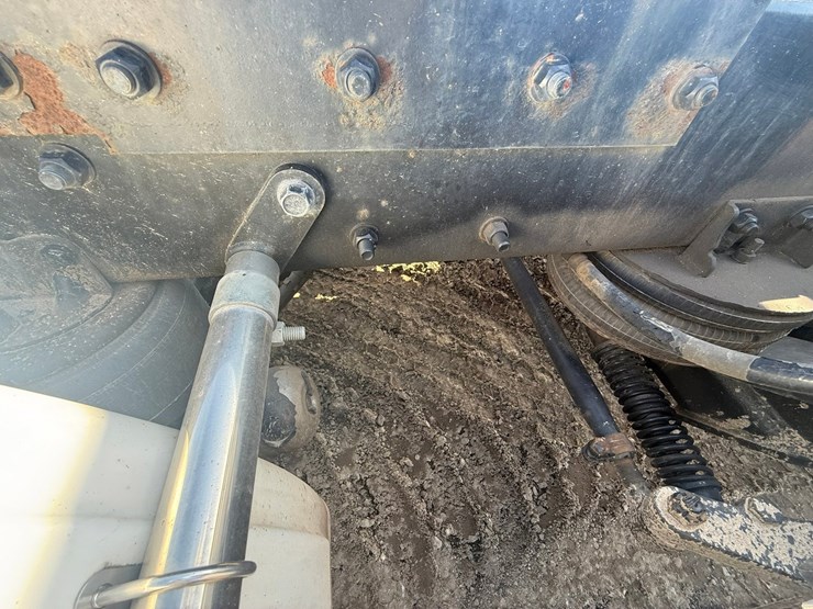 2021-kenworth-t880-image-47