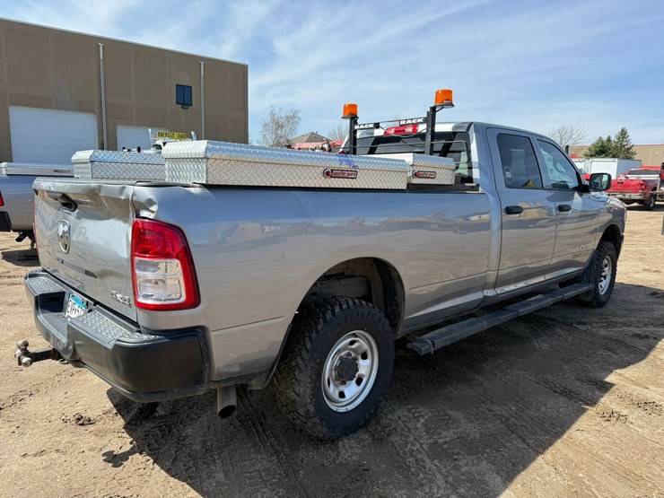 2021-dodge-2500-image-5