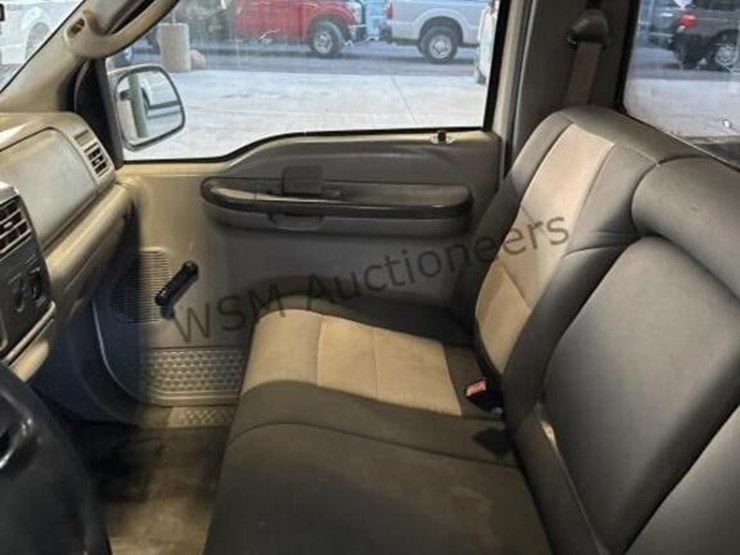 2004-ford-f250-image-22