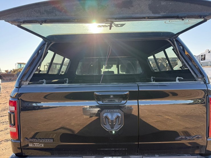 2021-dodge-1500-image-32