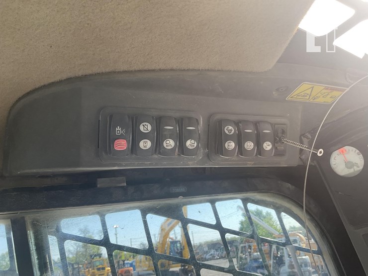 2012-caterpillar-289c2-image-16