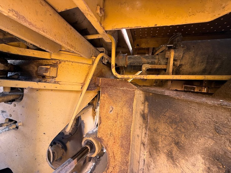 caterpillar-966e-image-34