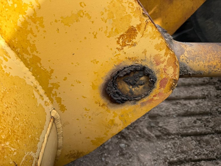caterpillar-966e-image-23