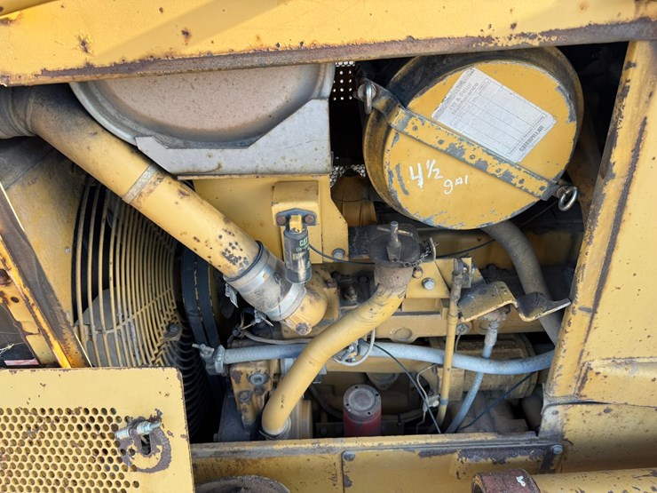 caterpillar-d4h-lgp-image-45