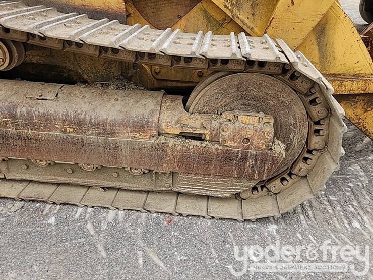 deere-655b-image-10