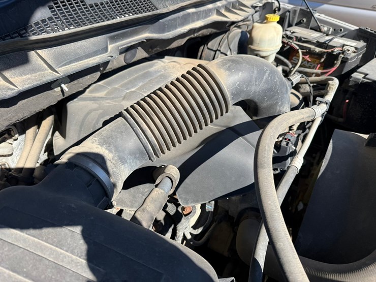 2016-dodge-1500-image-14