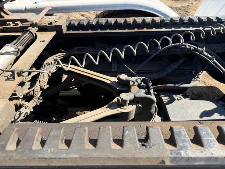 2021-kenworth-t880-image-57