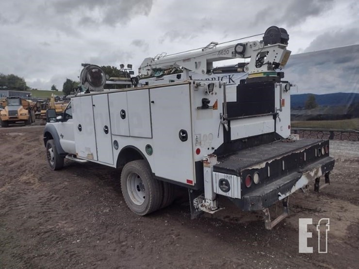 2012-ford-f550-image-37