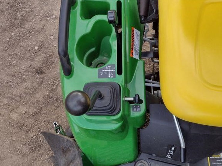 john-deere-1023e-image-8