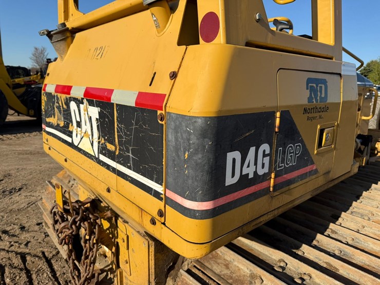 caterpillar-d4g-lgp-image-29