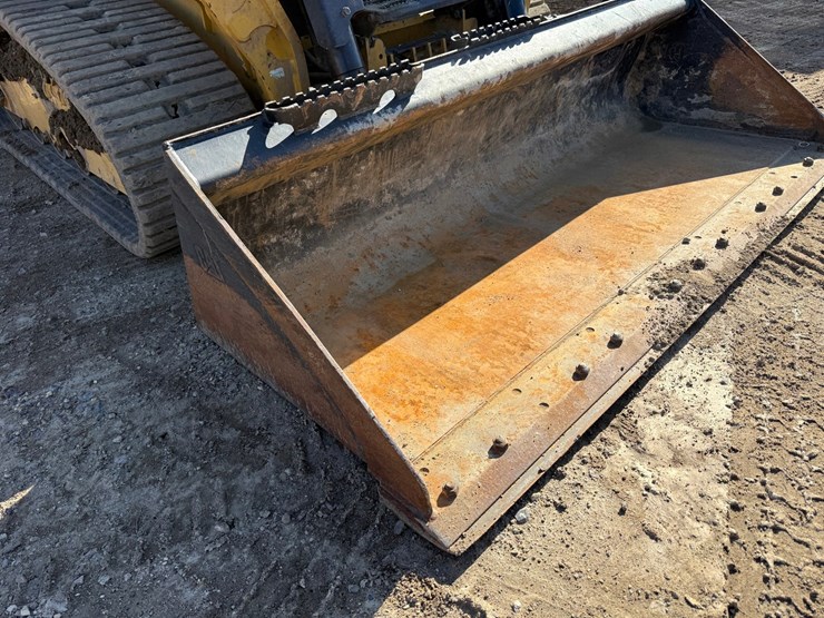 caterpillar-255-image-9