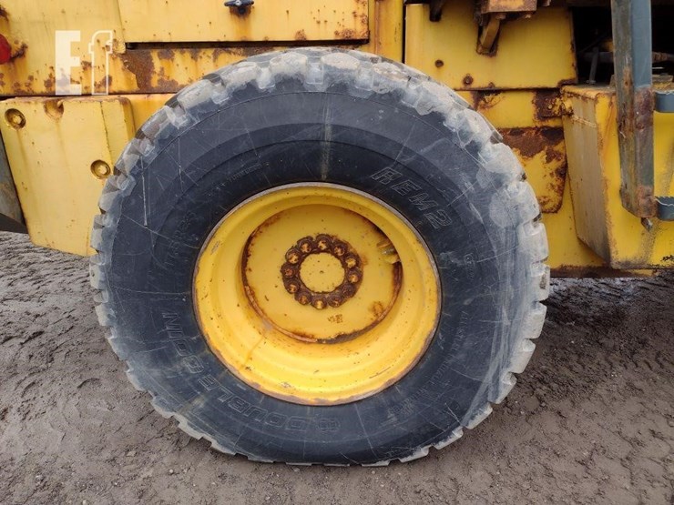 komatsu-wa180-3-image-38