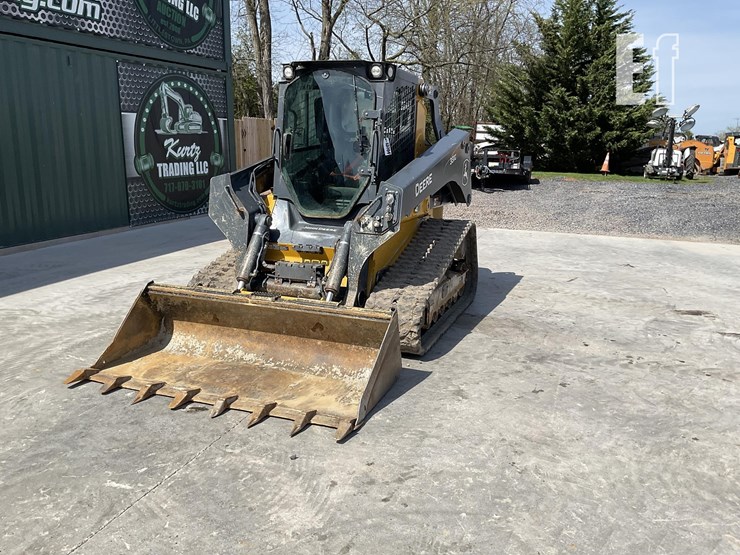 2022-deere-331g-image-8