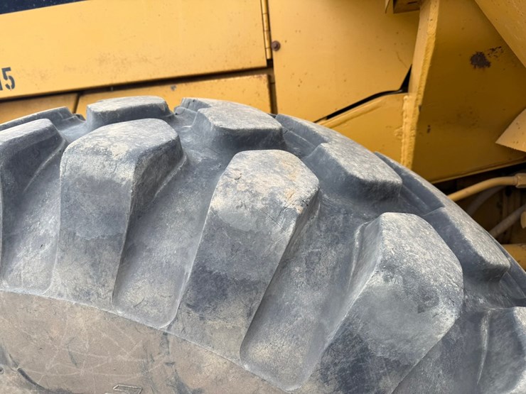 caterpillar-966d-image-100