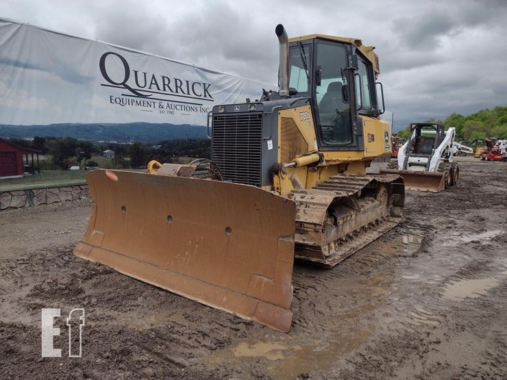 2007-deere-700j-xlt-image-35