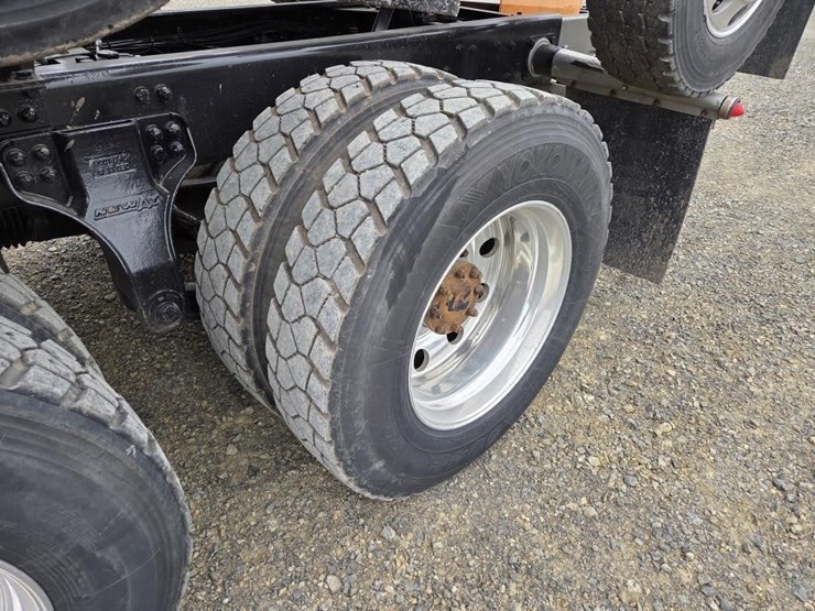2015-kenworth-t800-image-67