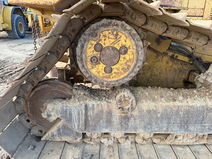 caterpillar-d4h-lgp-image-73