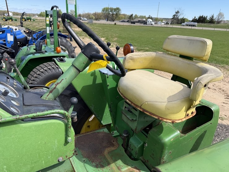 john-deere-4020-image-8