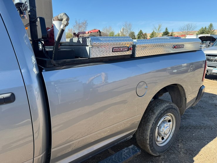 2021-dodge-2500-image-19