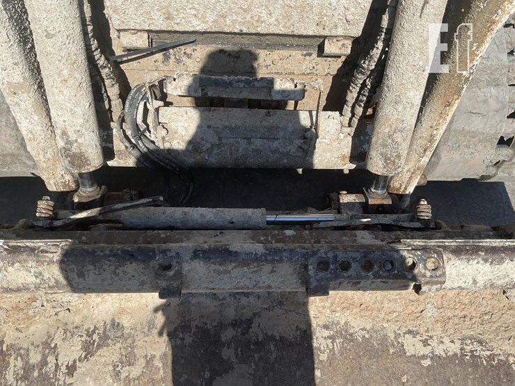 2022-bobcat-t76-image-12