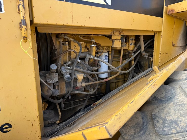 caterpillar-950f-image-86