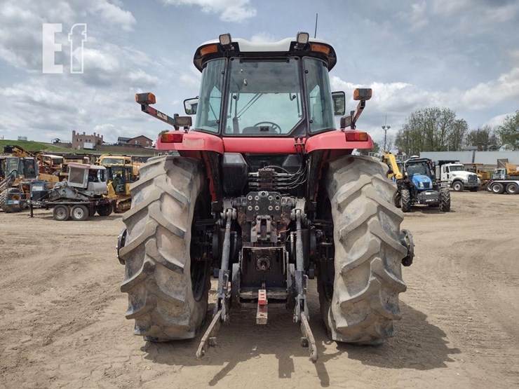 massey-ferguson-8270-image-4