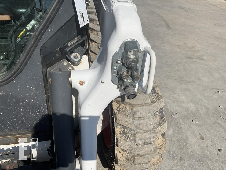 2020-bobcat-s76-image-11