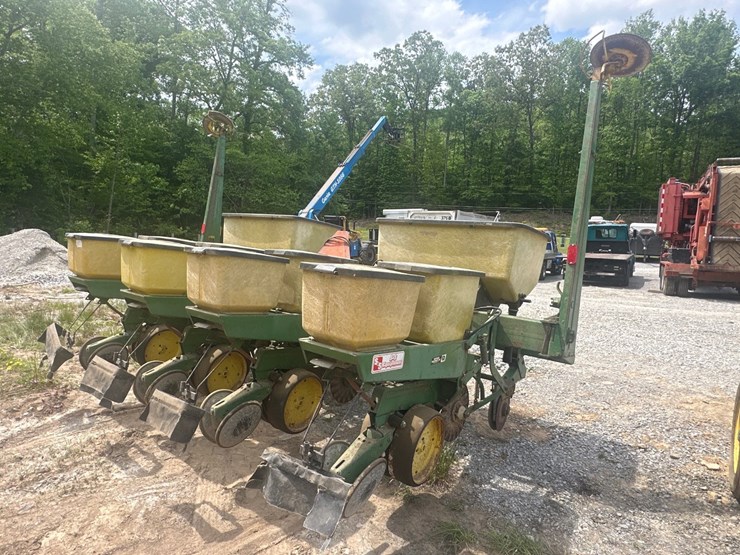john-deere-7000-image-5