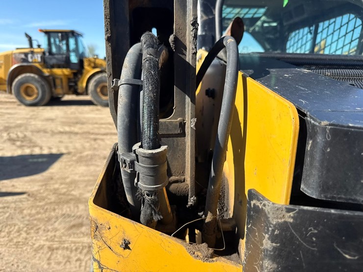 caterpillar-259d3-image-41