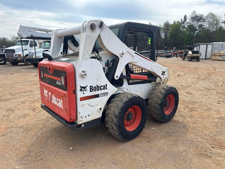 2016-bobcat-s650-image-5