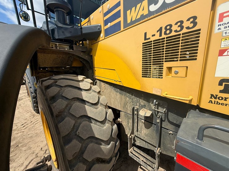 komatsu-wa380-image-105
